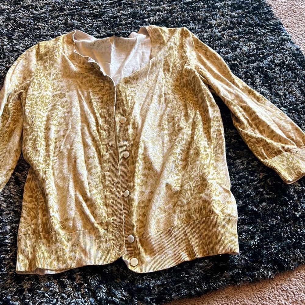 Talbots medium cardigan - Picture 2 of 5